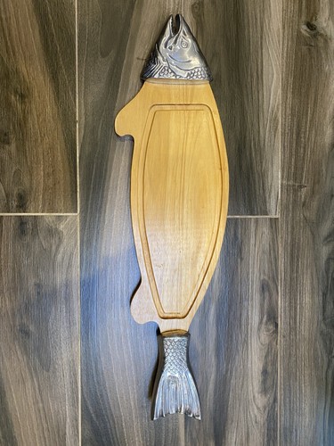 Fish chopping board quality - chopping,